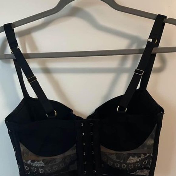 Black And Nude Lace Bustier - 32B/34C - Worn Once - Picture 2 of 2